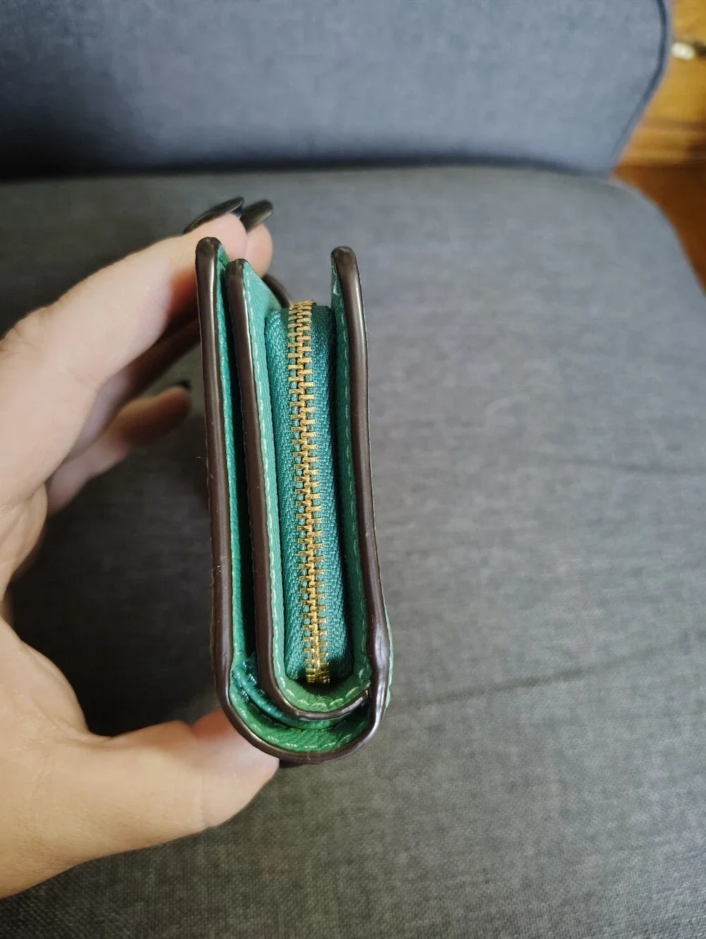 Coach Medium Corner Zip Wallet
